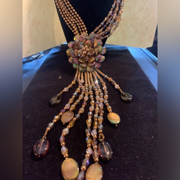 Joan Rivers vintage large flower statement necklace - Picture 2 of 10